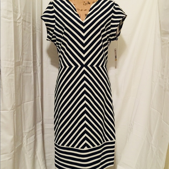 🔥LAST CHANCE/DONATING SOON - Picture 2 of 7